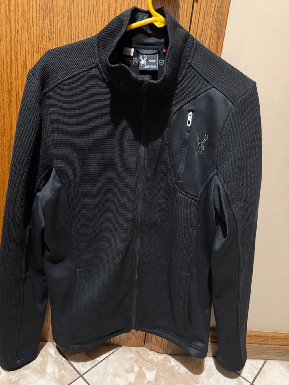 Spyder Men’s Black Full-Zip Performance Jacket with Chest Zip